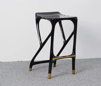 Итальянский современный минималистичный креативный домашний модный стульчик для кормления из стекловолокна с лаком